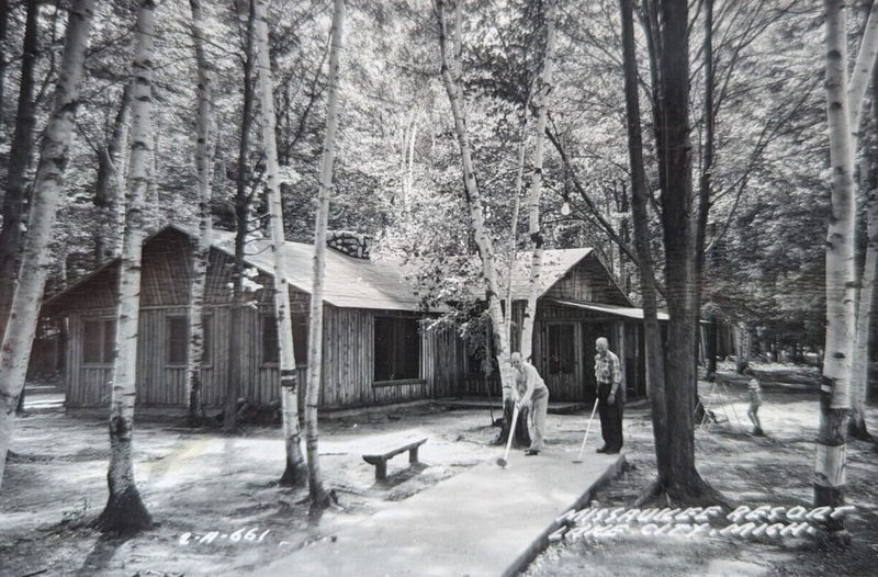Missaukee Resort - Vintage Postcard (newer photo)